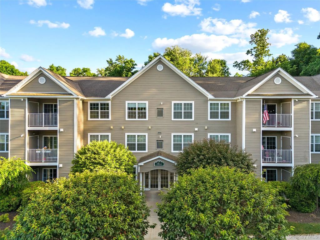 2306 Jacobs Hill Road # 306, Cortlandt Manor