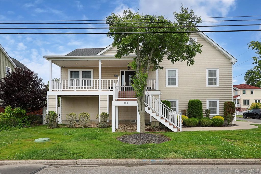 370 Rider Avenue, Patchogue