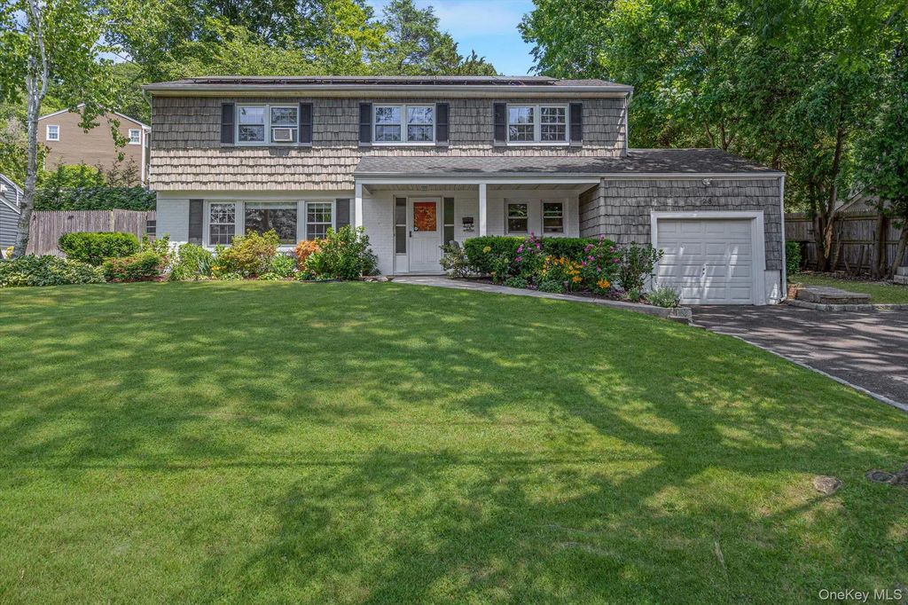 28 Harriet Lane, Huntington