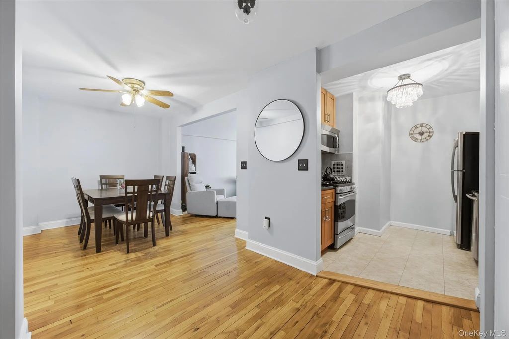 21 Fairview Avenue # 426, Tuckahoe