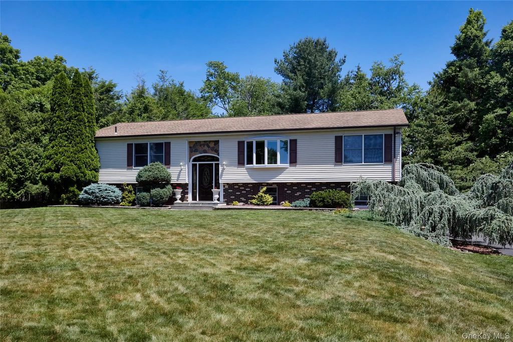 84 Longdale Road, Mahopac