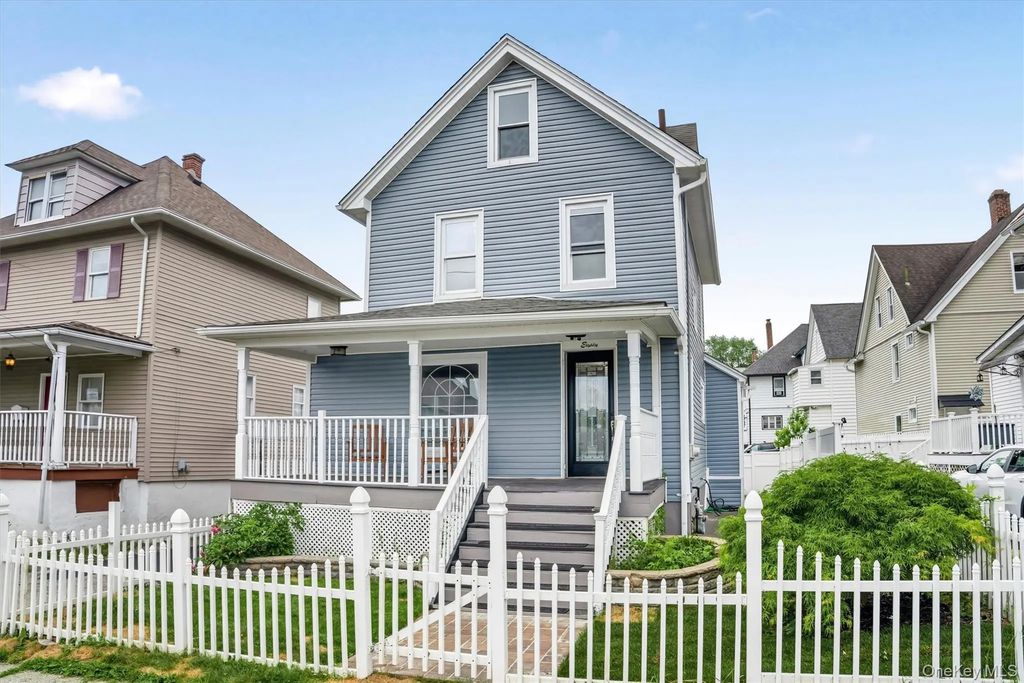80 Beattie Avenue, Middletown