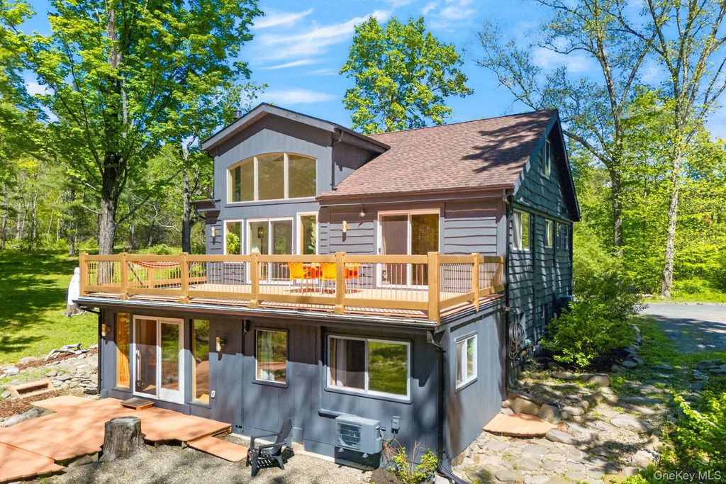 10 Kolb Road, Boiceville