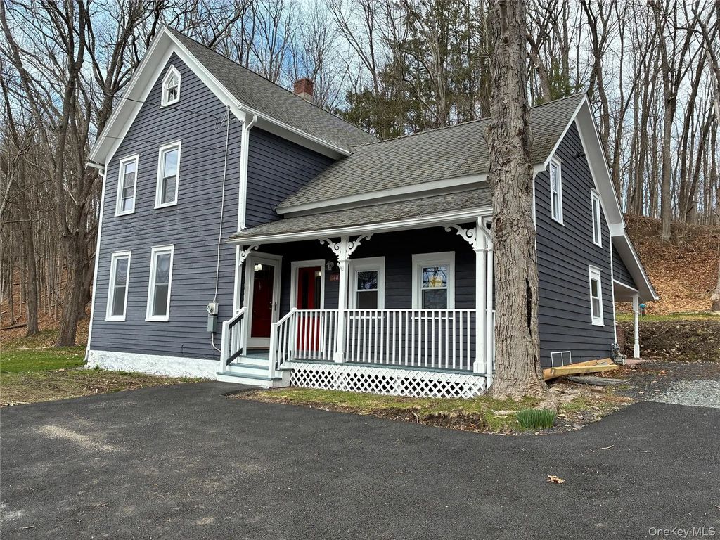 48 Main Street, Sparrowbush