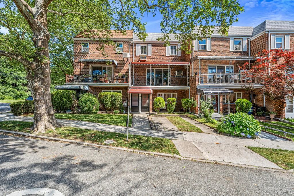 175-03 Peck Avenue # 2 Floor, Fresh Meadows