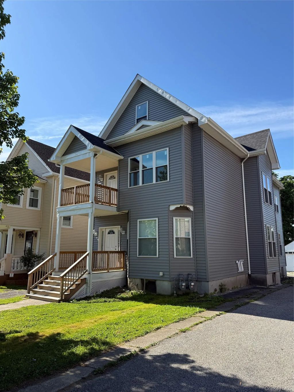 228 Mansion Street, Poughkeepsie