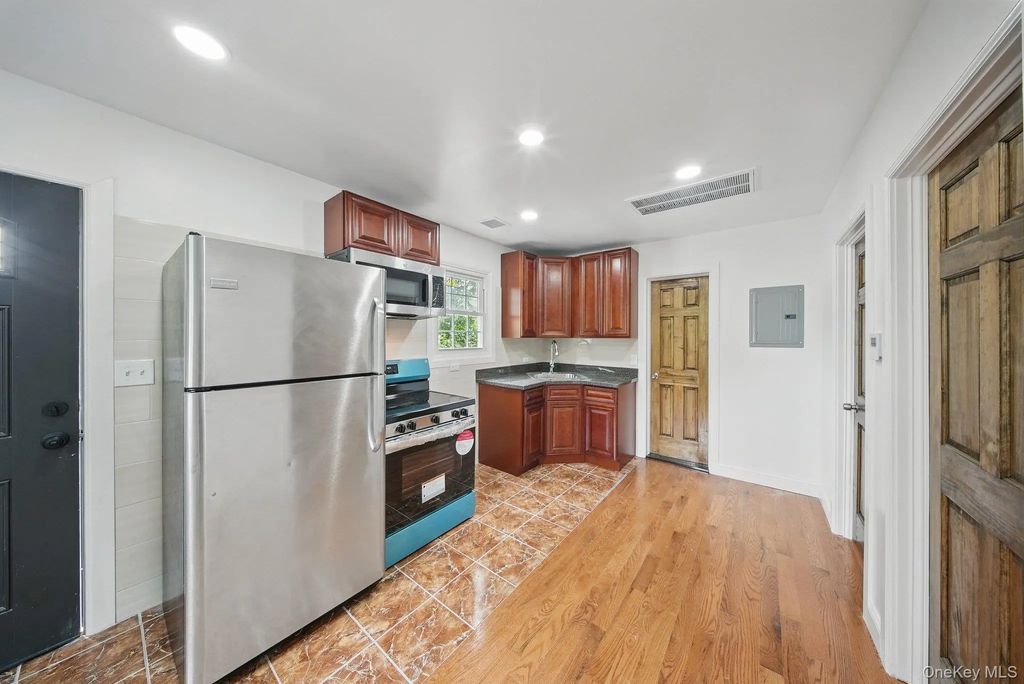 14 Yankee Place # 7, Ellenville