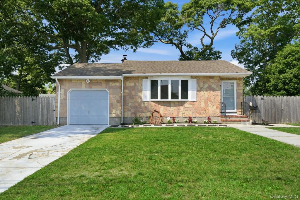 58 Highland Avenue, Patchogue