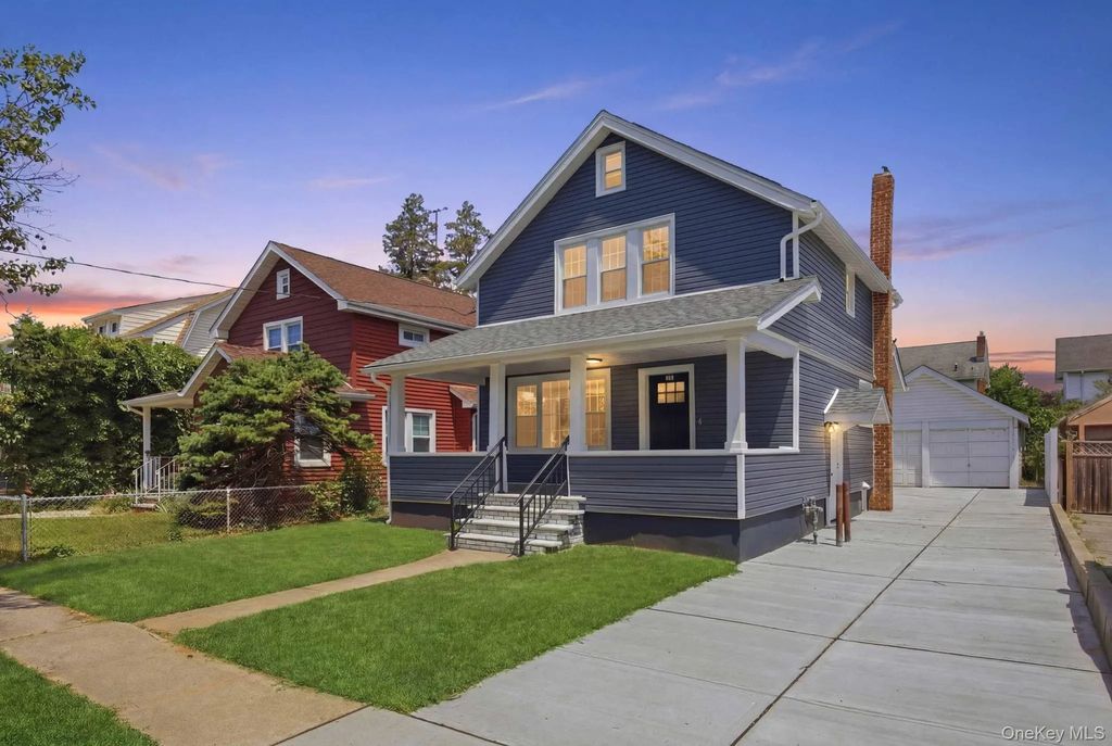 107 E Saint Marks Place, Valley Stream