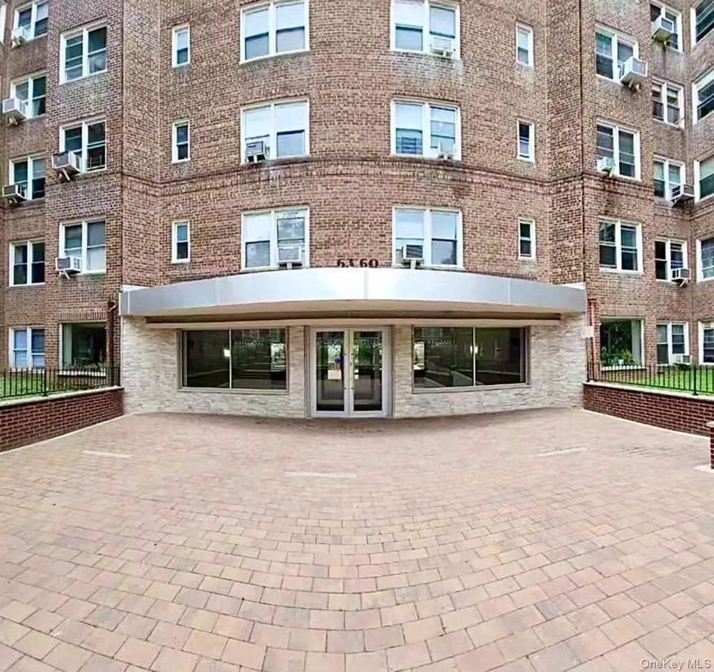 6360 102nd Street # F14, Rego Park