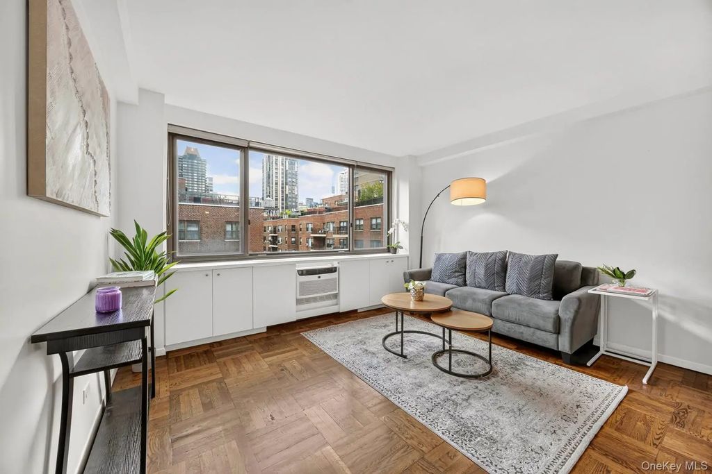 425 East 63rd Street # W12ef, New York (Manhattan)