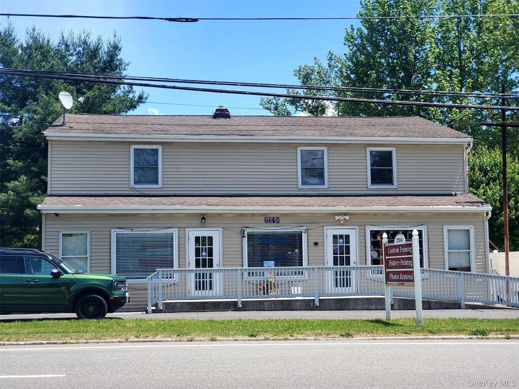 2314 State Route 32, New Windsor