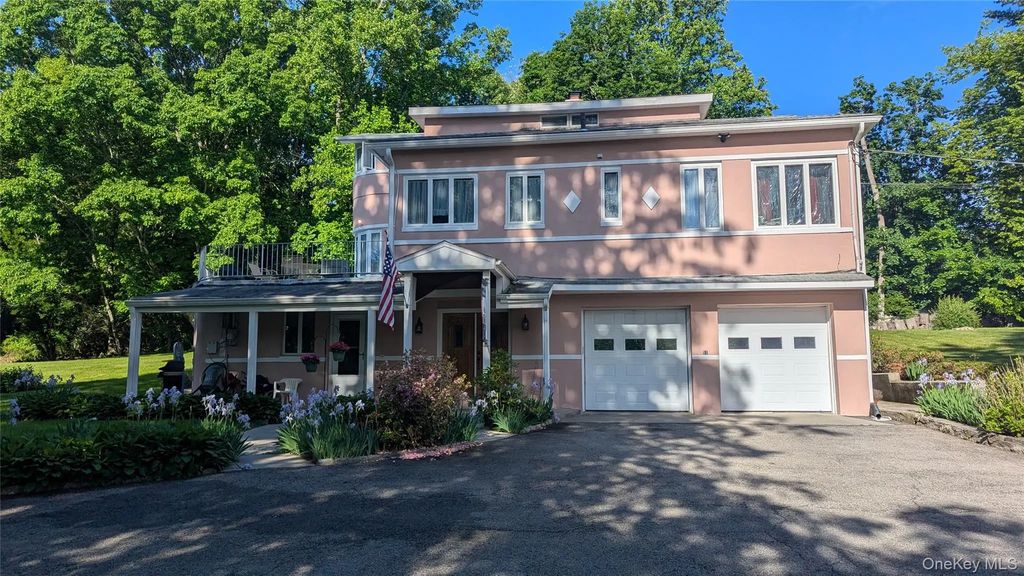 11 Dyckman Drive, Mohegan Lake