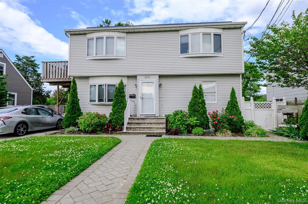 2477 Margaret Street, Bellmore