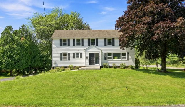 43 Tanya Lane, Mahopac