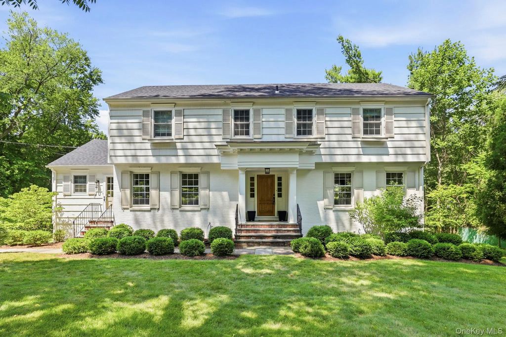 629 Scarborough Road, Briarcliff Manor