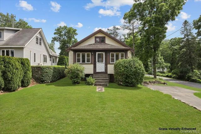 37 Yates Avenue, Poughkeepsie