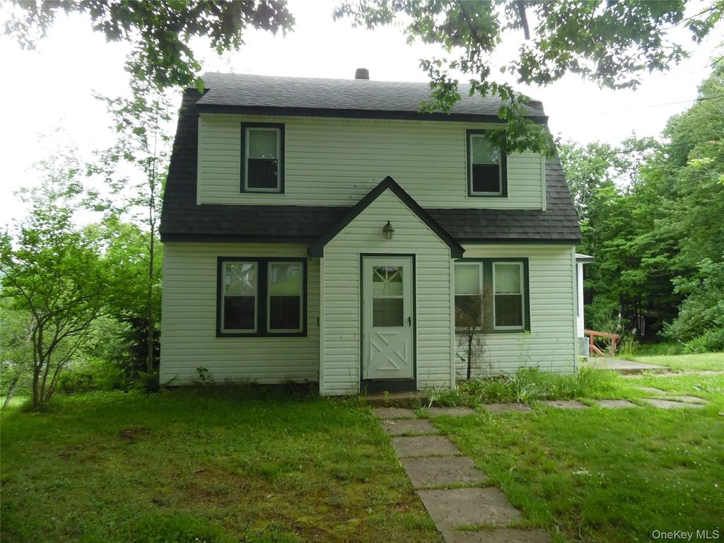 15 Cora Avenue, Liberty