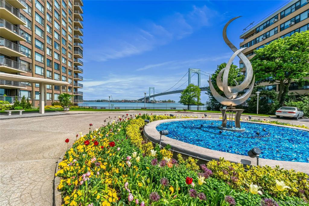 166-25 Powells Cove Boulevard # 4m, Beechhurst