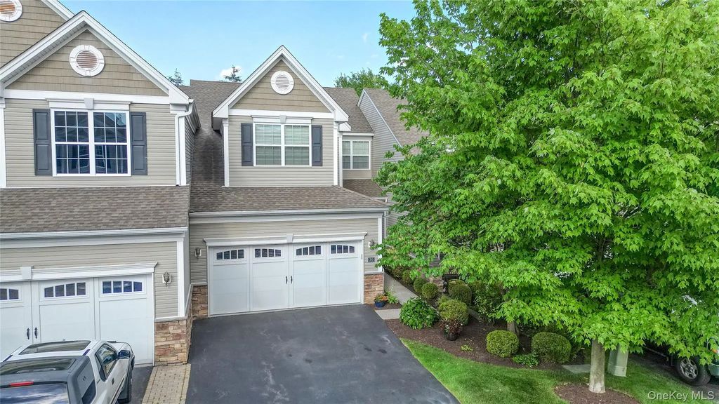 36 Pritchard Court, Fishkill