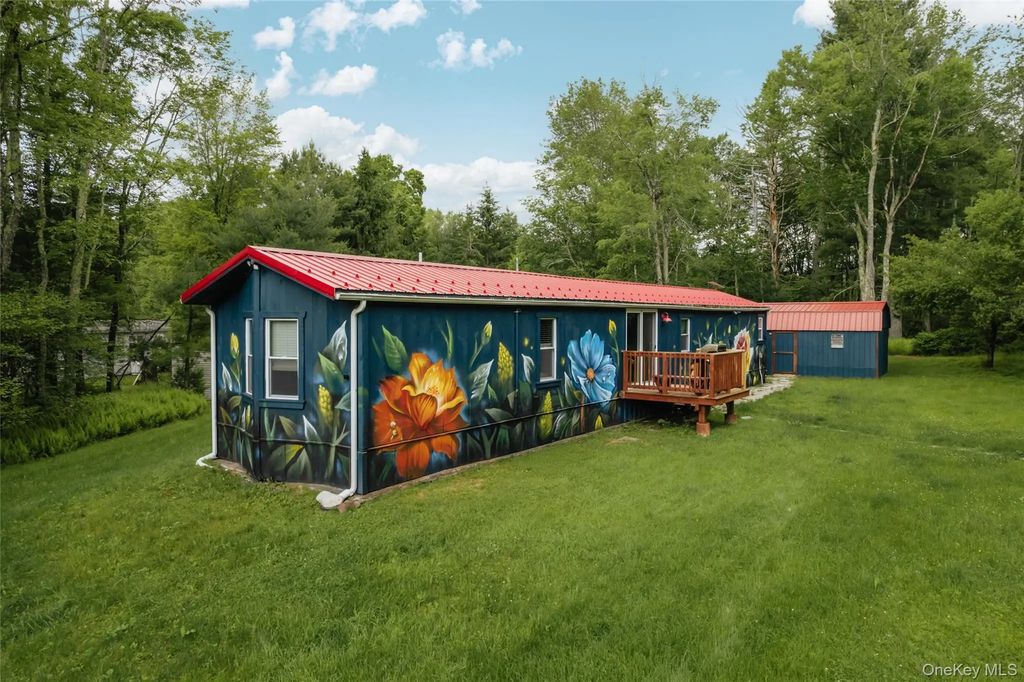 1073 Crystal Lake Road, Narrowsburg