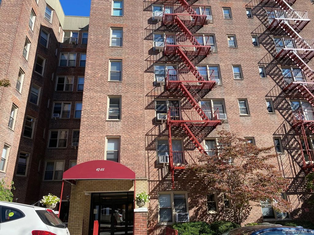 67-25 Clyde Street # 1k, Forest Hills