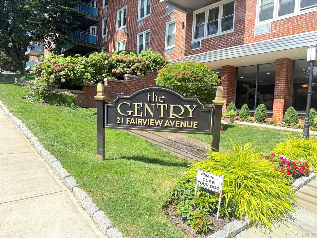 21 Fairview Avenue # 518, Tuckahoe