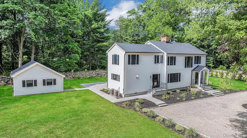 676 Hardscrabble Road, Chappaqua