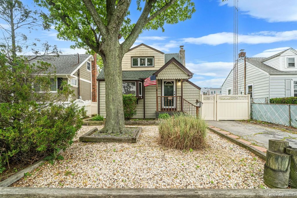 3427 Ocean Avenue, Oceanside