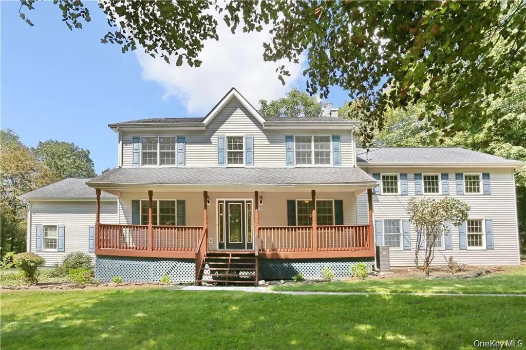 80 Old Quaker Hill Road, Monroe