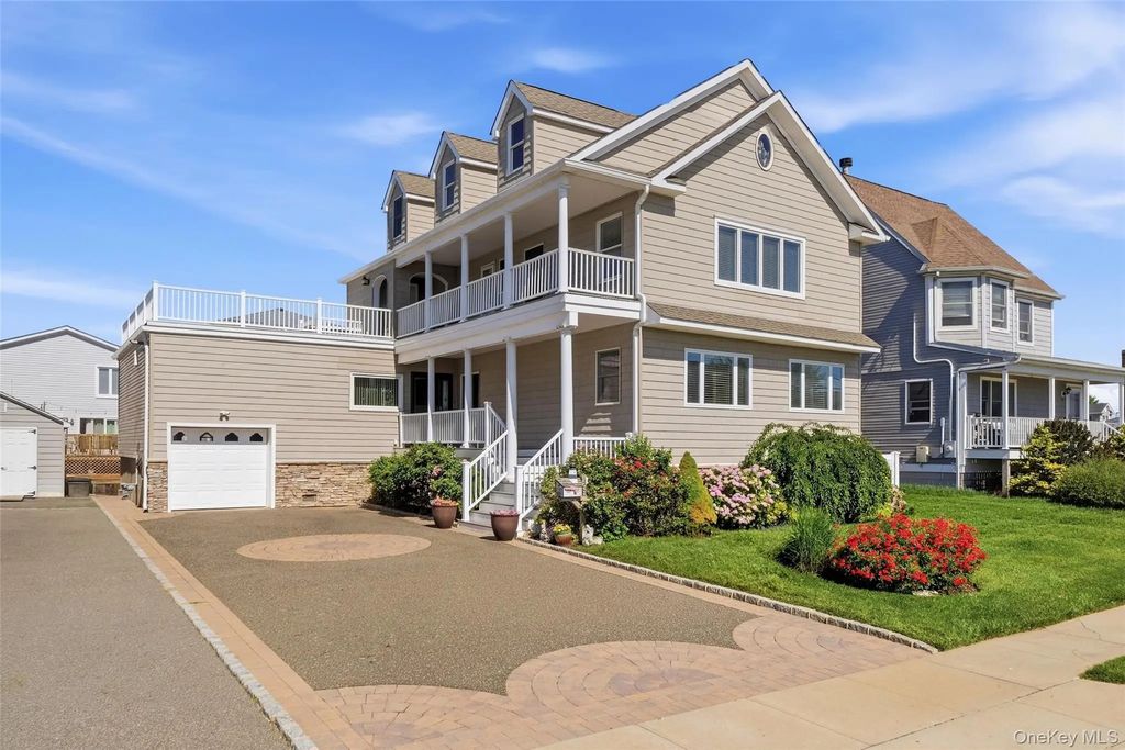 458 Little East Neck Road S, Babylon
