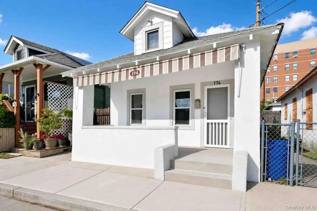 174 Beach 25th Street, Far Rockaway
