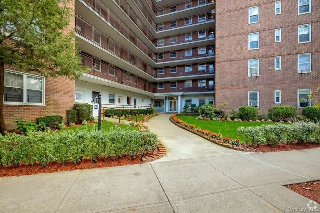 97-10 62nd Drive # 9f, Rego Park