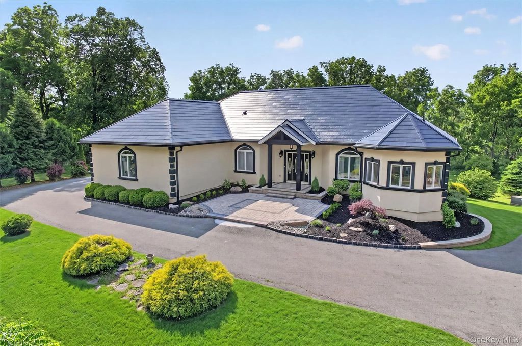 29 Gurda Lane, Pine Island