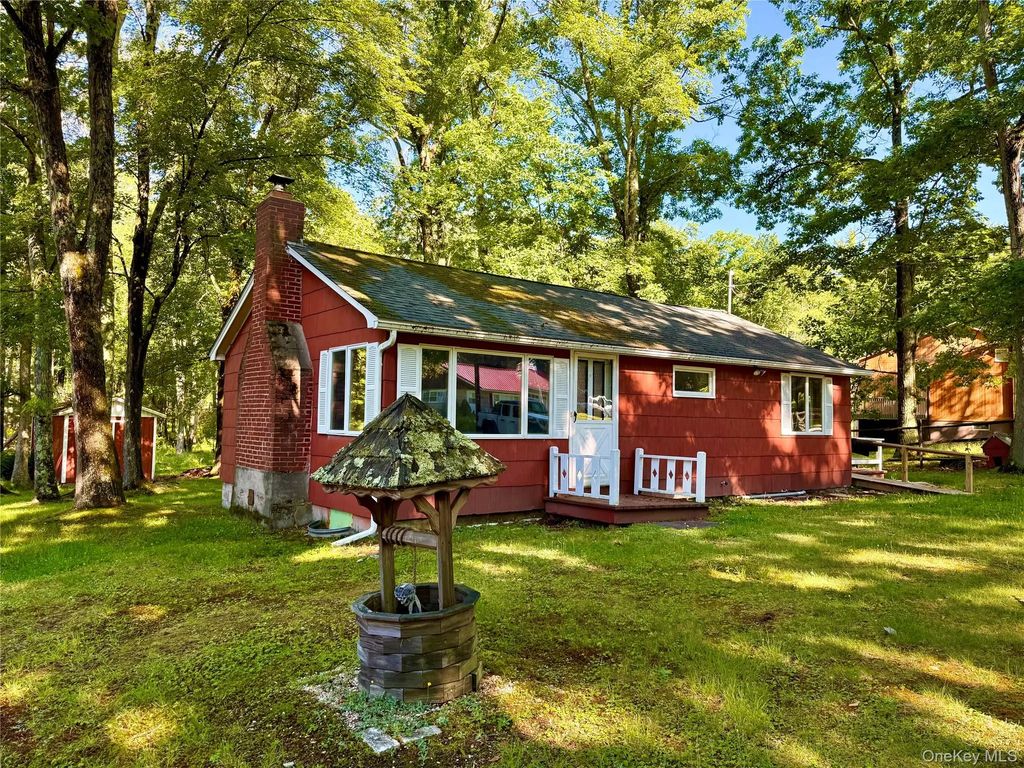 148 Lakeview Drive Road, Highland Lake