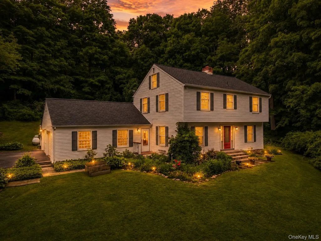 40 Harmony Road, Pawling