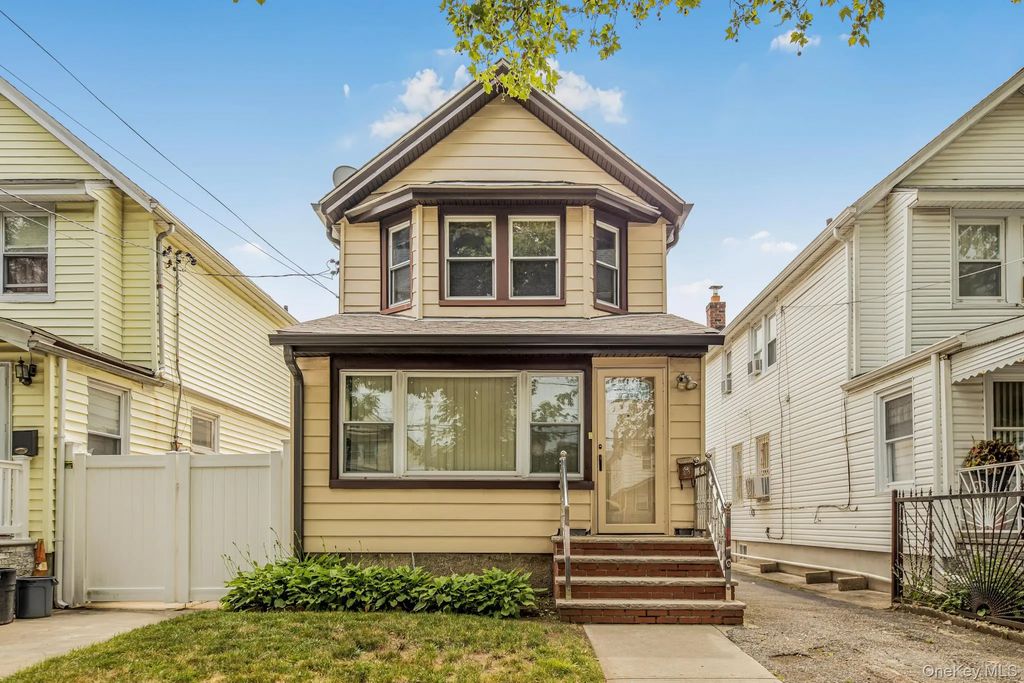 9036 209th Street, Queens Village