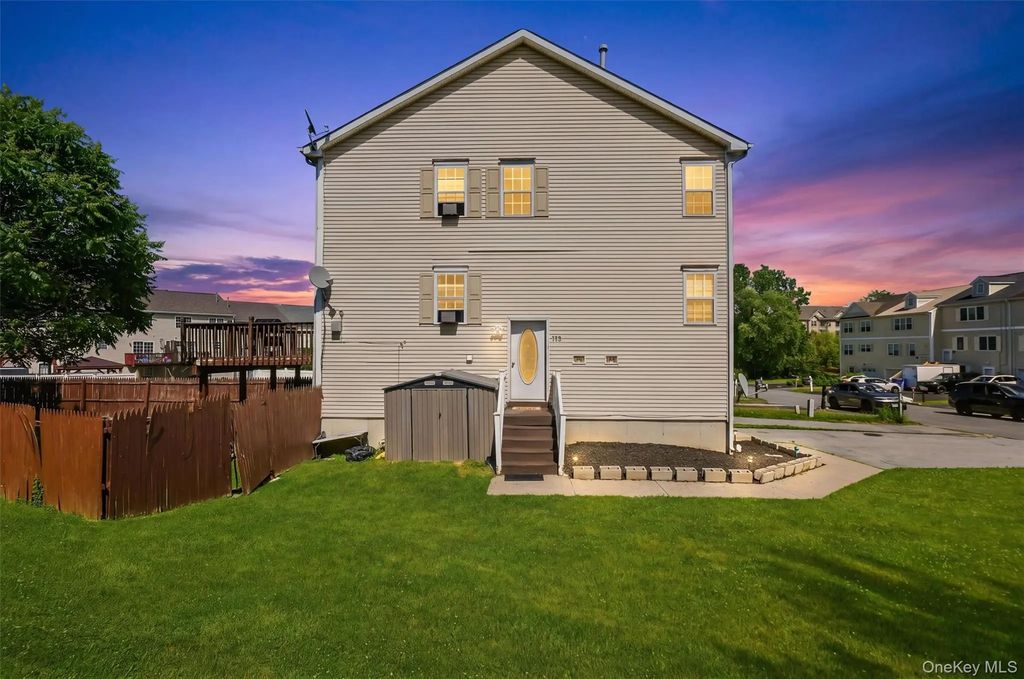 70 Peach Place, Middletown