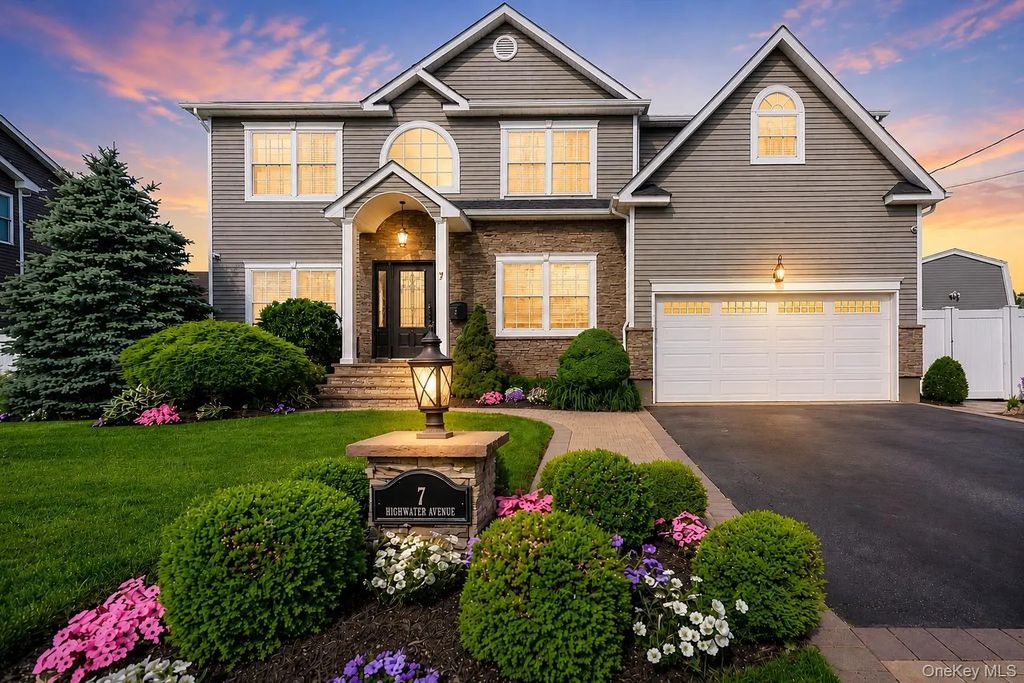7 Highwater Avenue, Massapequa