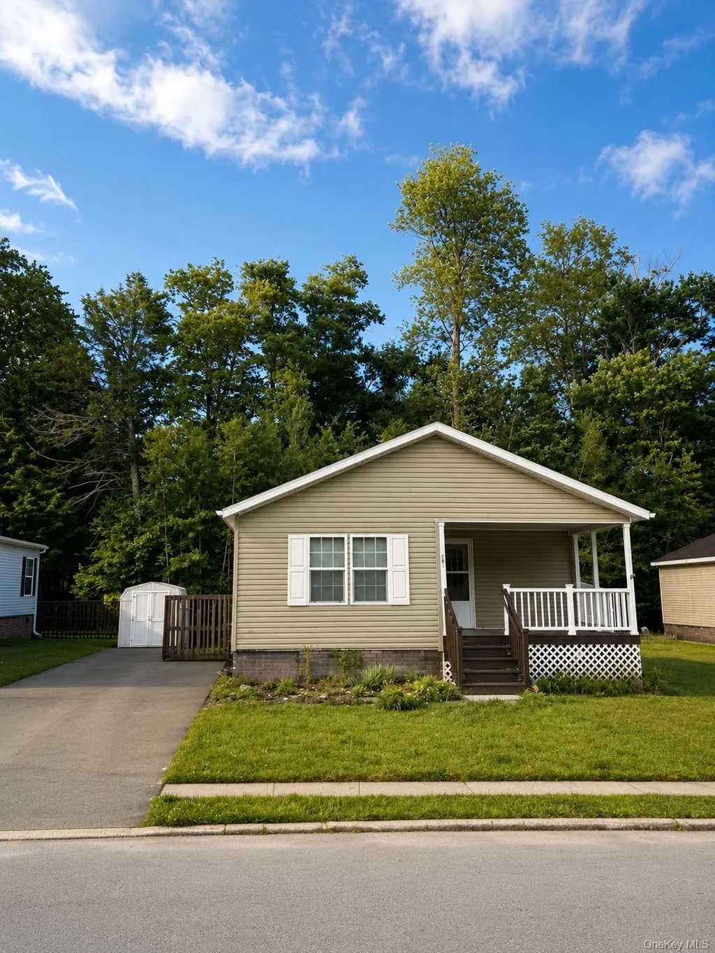 18 Forsythia Drive, Monticello