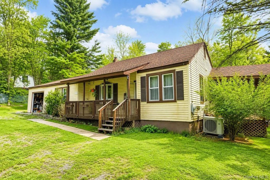 565 Cold Spring Road, Monticello