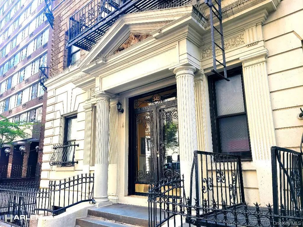 342 W 56th Street # 1e, New York (Manhattan)