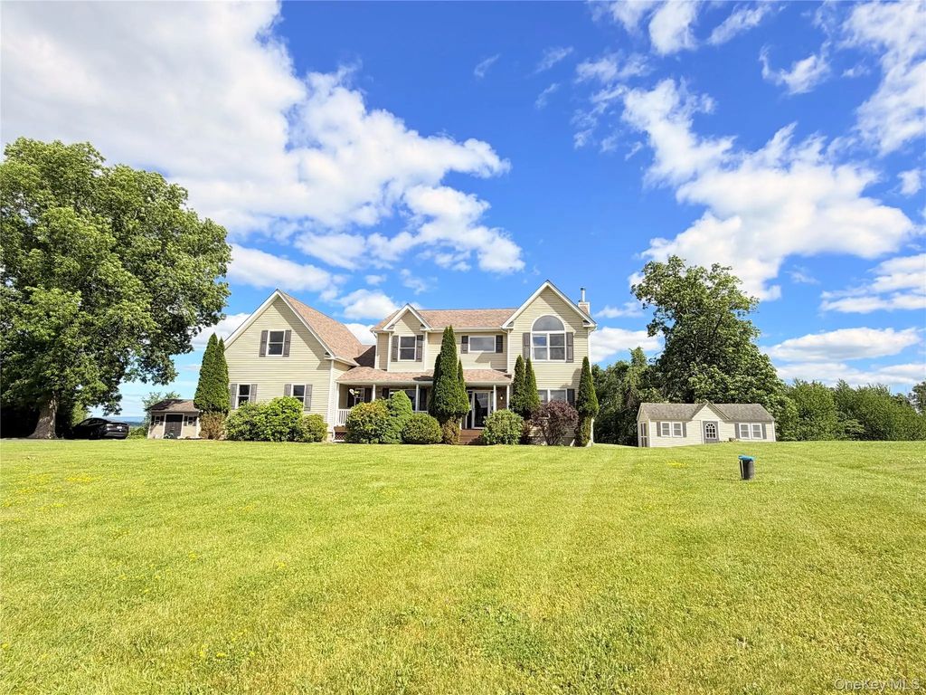 512 County Route 49, Middletown