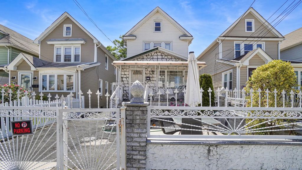 11736 196th Street, Saint Albans