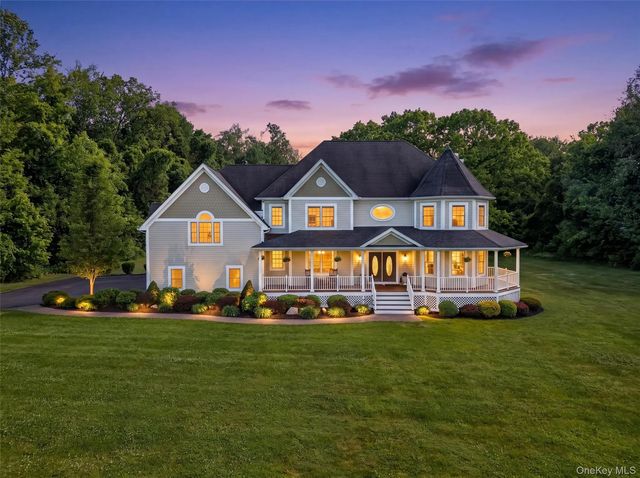 17 Coopers Lane, Hopewell Junction