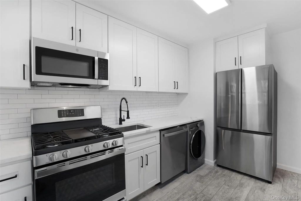 220-74 75th Avenue # 1st Flr, Bayside