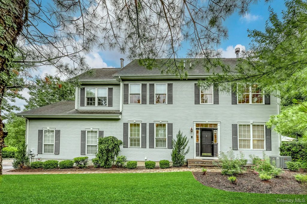 25 Mulberry Drive, Tuxedo Park