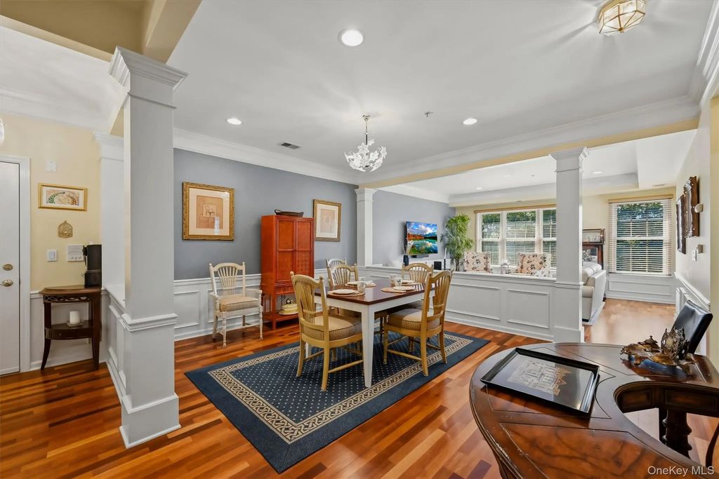 32 N De Baun Avenue # 202, Suffern
