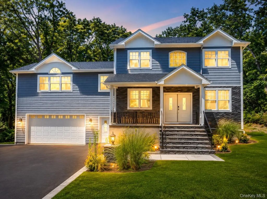 597 Pulaski Road, Fort Salonga