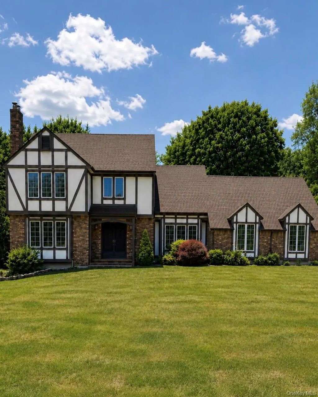17 Allison Drive, Monroe